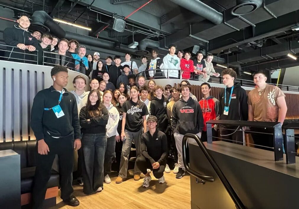 experience-teams-behind-the-teams